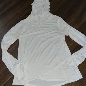 Medium Amazon Essential hooded white top